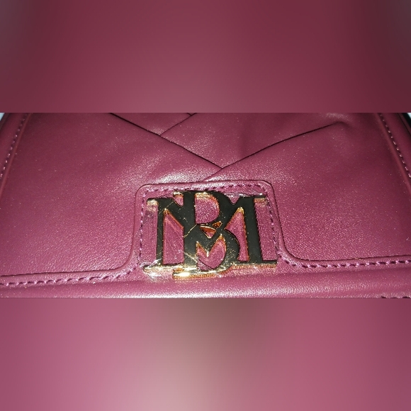 Badgley Mischka NWT plum crossbody bag - Picture 5 of 6